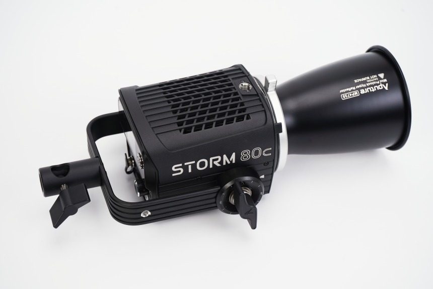 Miete: Aputure Storm 80c/ Aputure Light Dome 40