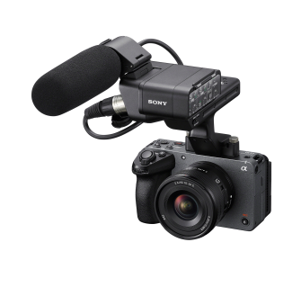 Sony Cinema Line FX30 | ILME-FX30 | Cinema Line Super 35 Wechselobjektivkamera mit XLR Handgriff.