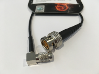 0.3 m flexibles BNC Kabel mit Mini BNC auf BNC, schwarze T&#252;llen, Kabelmantelfarbe schwarz