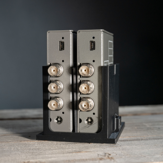 Halterung f&#252;r 2 Blackmagic Mini Converter - Vertikal