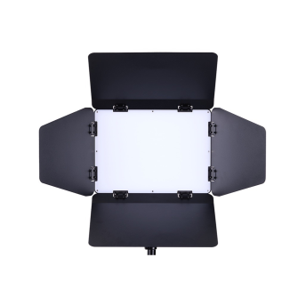 amaran Pano 120c Barn Doors